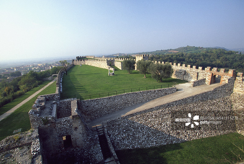 洛纳托的城堡墙壁图片素材