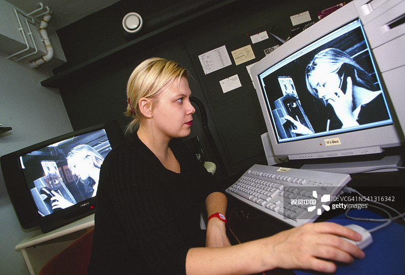 电脑艺术家 Elene Nasanen图片素材