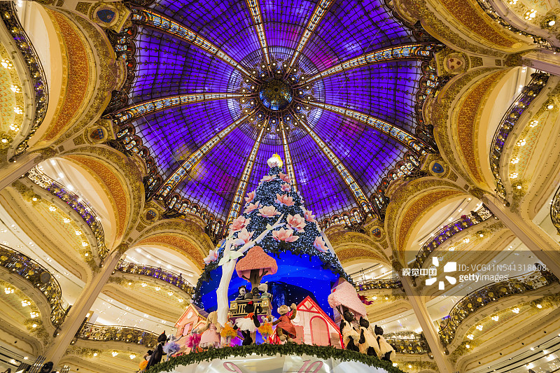 圣诞节期间的老佛爷百货公司图片素材