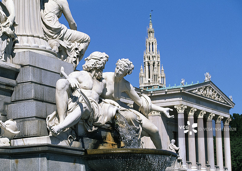 卡尔·昆德曼创作的雅典娜喷泉细节图片素材