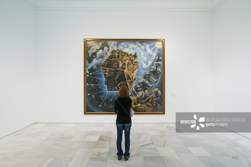 圣地亚哥·安格莱斯画作《世界》在索菲亚王后国家艺术中心博物馆展出图片素材