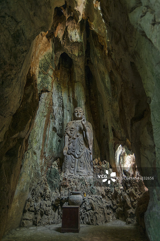 水山大理石山及佛像图片素材
