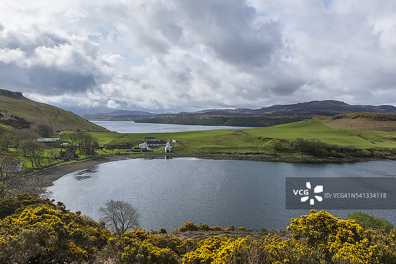 哈波特湖周边景观图片素材