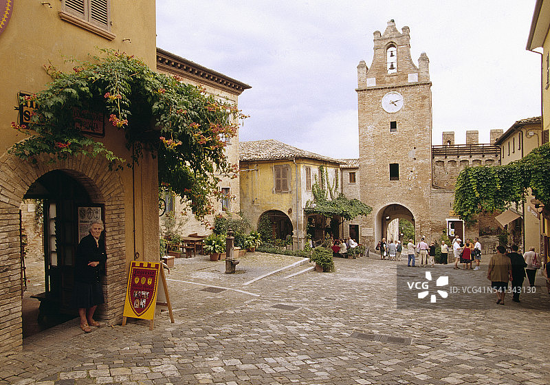 格拉达拉镇风光图片素材