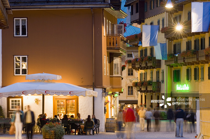 科尔蒂纳丹佩佐的主要街道图片素材