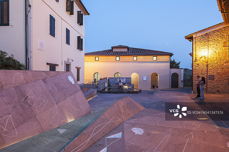 芬奇是莱昂纳多·达·芬奇的出生地图片素材