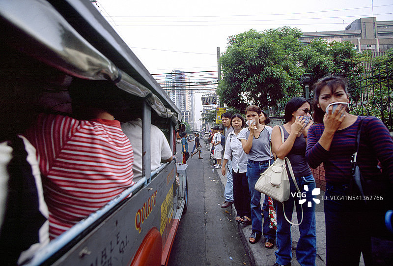 马尼拉的吉普尼图片素材