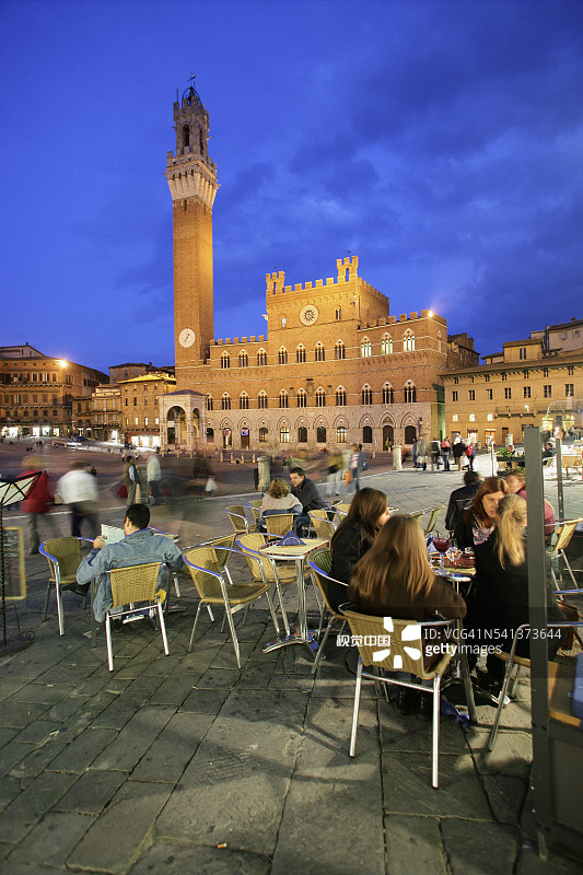 锡耶纳田野广场图片素材
