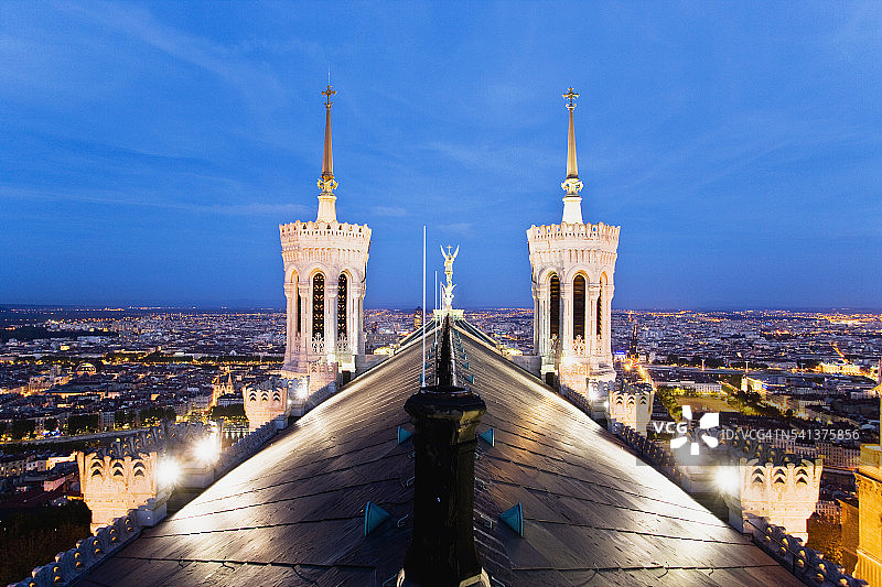 富维耶圣母院的屋顶图片素材