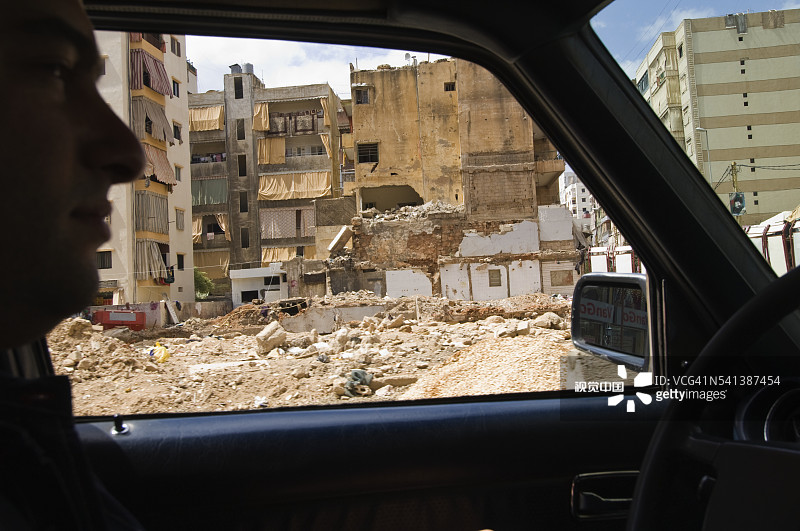 贝鲁特Sin el Fil区的瓦砾图片素材