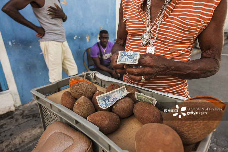 埃雷迪亚街的商贩图片素材