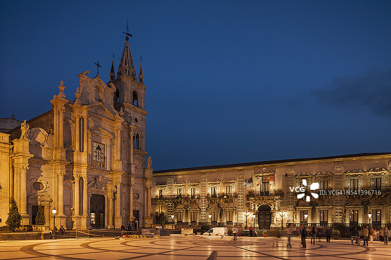 主教座堂广场图片素材