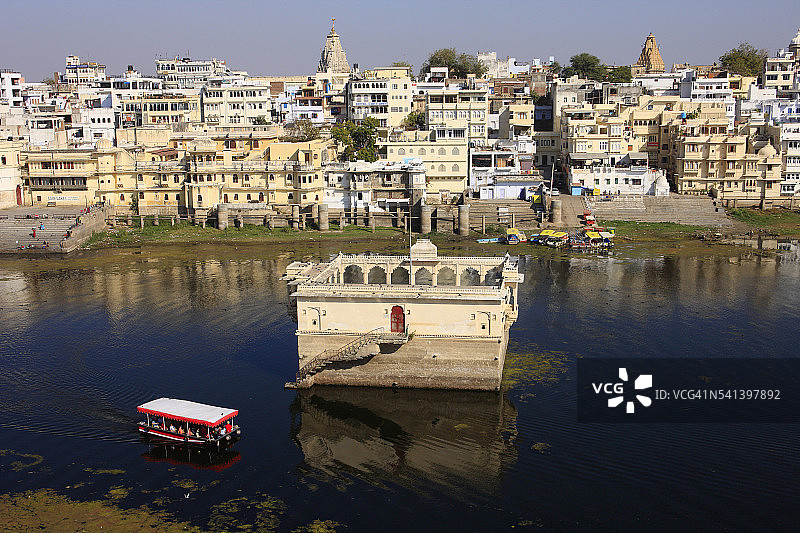 乌代布尔的皮丘拉湖和老城区图片素材