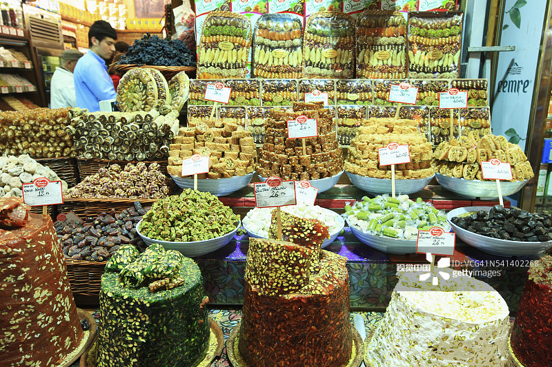 埃及香料市场中的甜品店图片素材