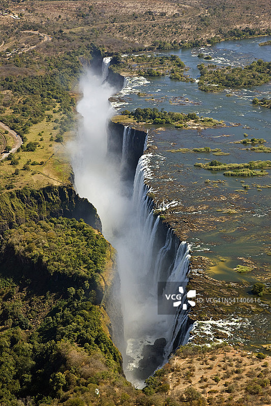 赞比西河与维多利亚瀑布图片素材