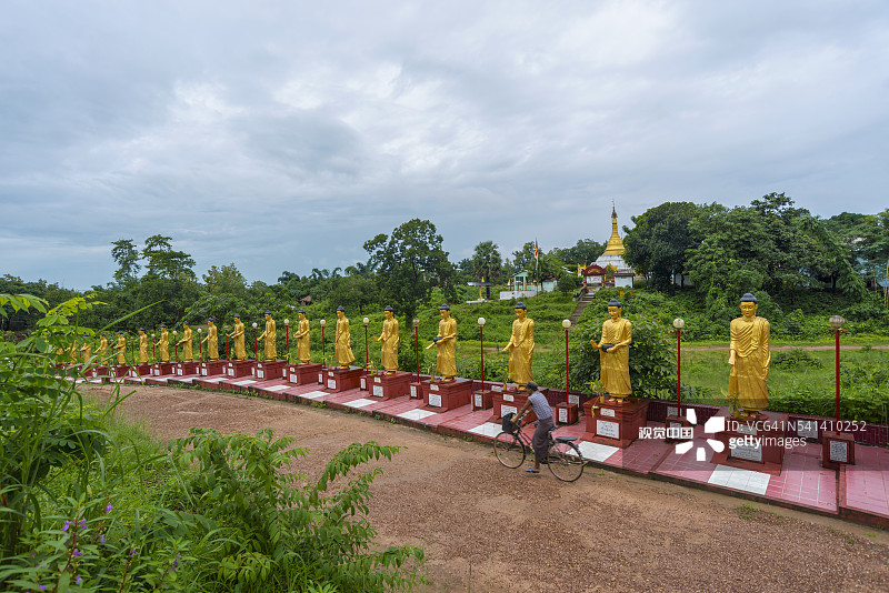 二十八尊金佛图片素材