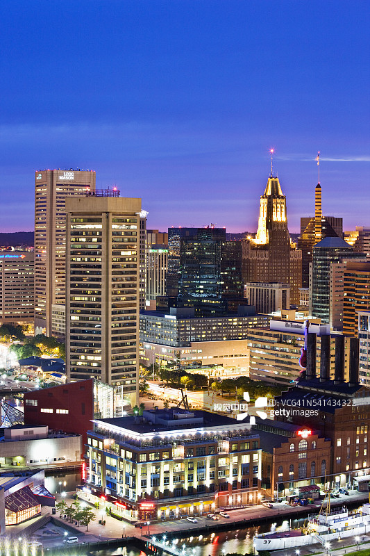 从万豪海滨酒店看到的巴尔的摩市中心图片素材