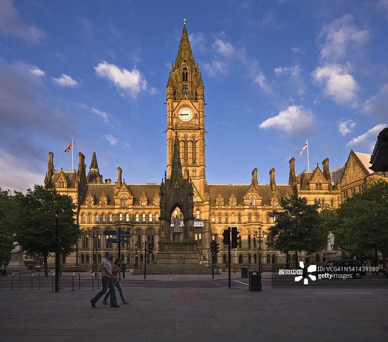 阿尔伯特广场与曼彻斯特市政厅图片素材