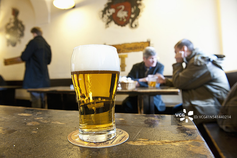 捷克共和国布拉格U Cerneho Vola啤酒馆图片素材