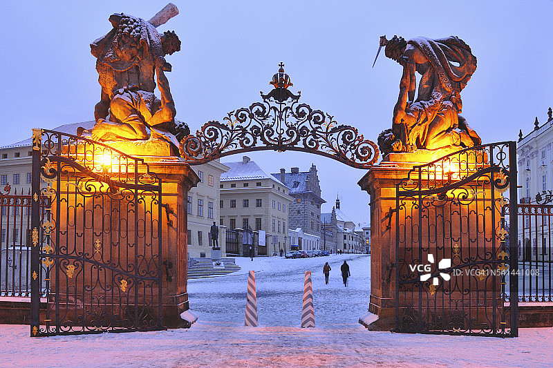 布拉格城堡庭院，捷克共和国布拉格图片素材