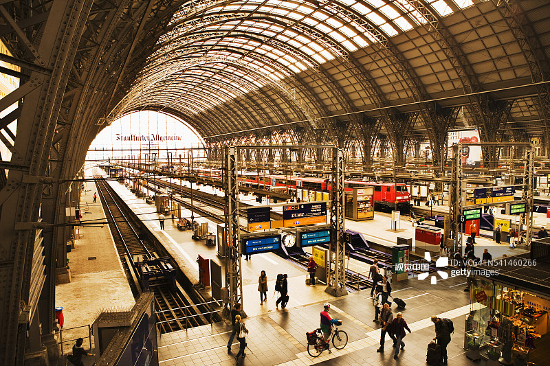 德国法兰克福中央火车站内部图片素材