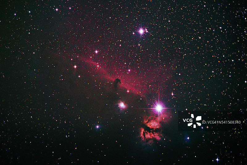 在加州白山12500英尺处拍摄的马头星云图片素材