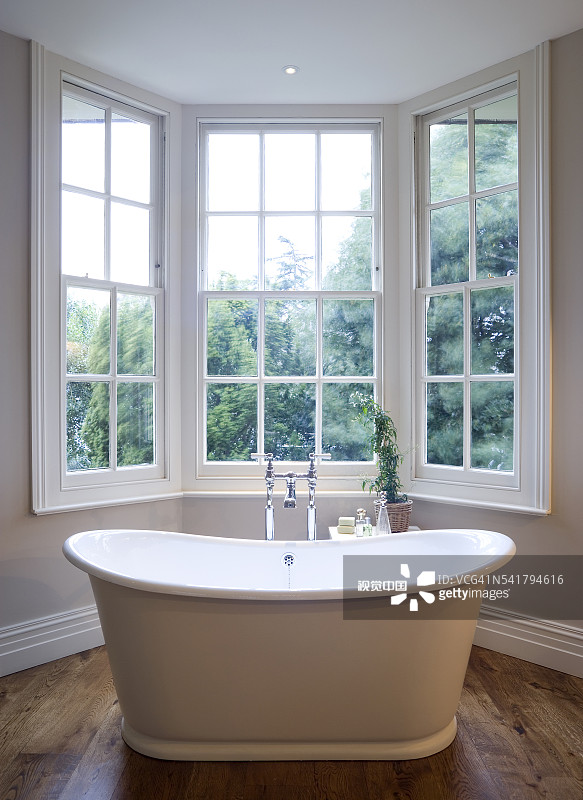 古董浴缸图片素材