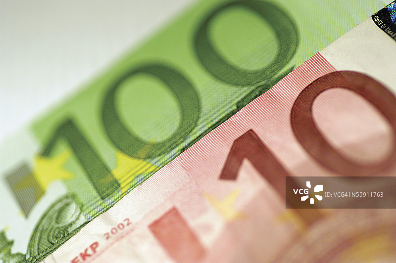 欧洲货币：100欧元和10欧元图片素材