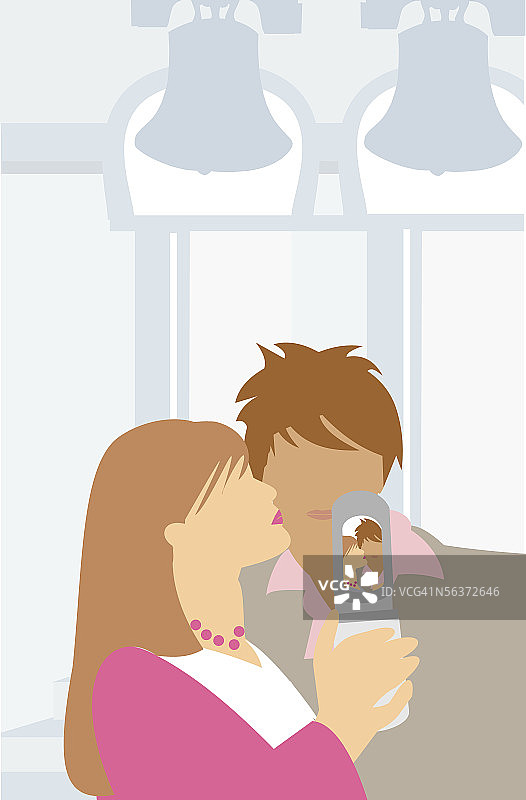 情侣看手机特写图片素材