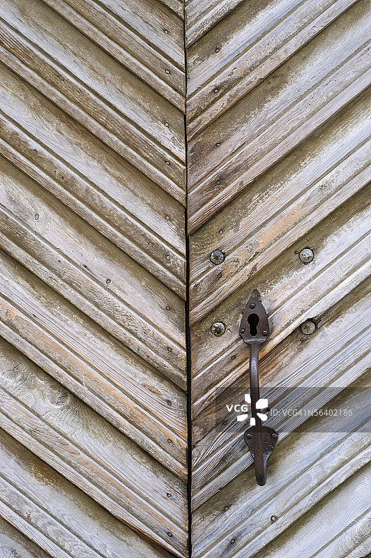 一扇门的特写，镇墙，塔林，爱沙尼亚图片素材