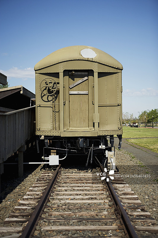 铁轨上的守车图片素材