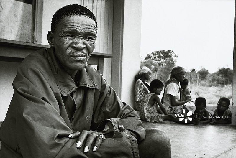 《上帝也疯狂》的明星图片素材