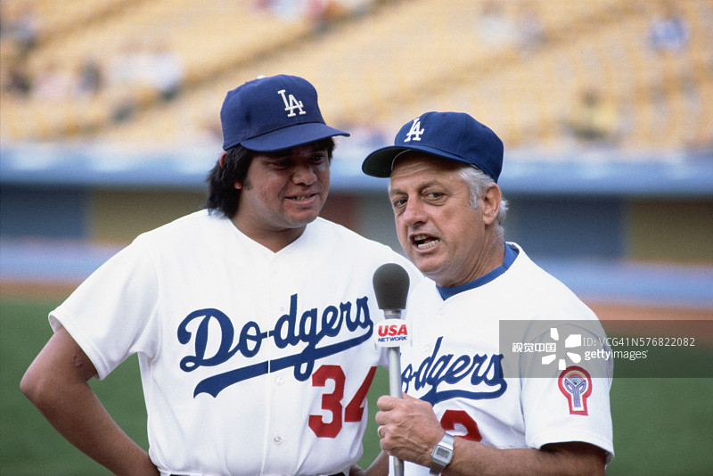 汤米·拉斯科达采访费尔南多·瓦伦苏埃拉图片素材