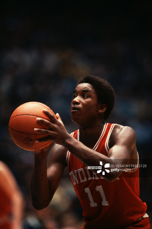 以赛亚·托马斯在罚球线上图片素材