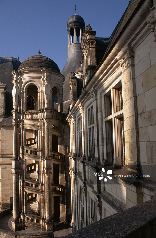 香波堡的螺旋楼梯和外墙图片素材