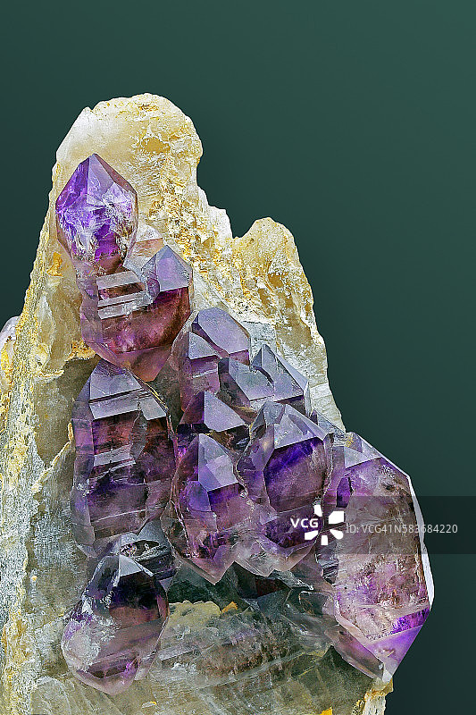 紫水晶图片素材