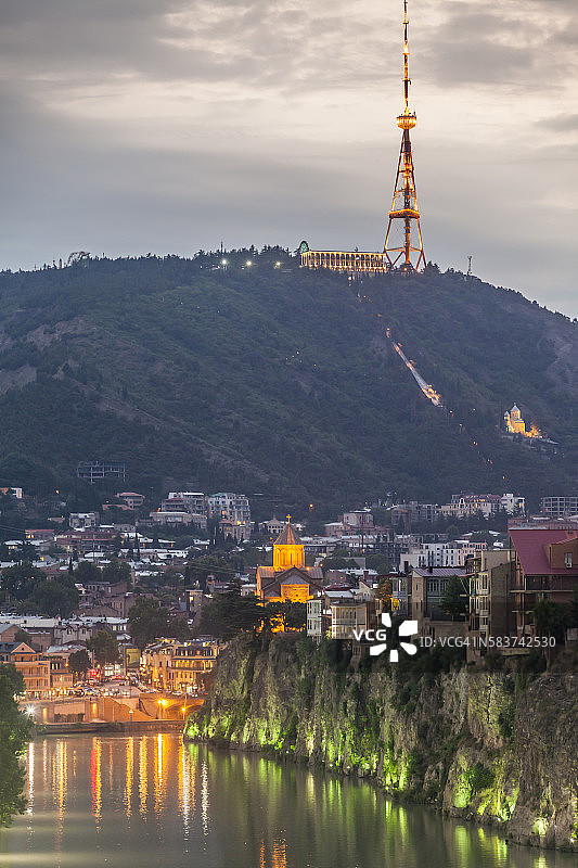 第比利斯和库拉河风光图片素材