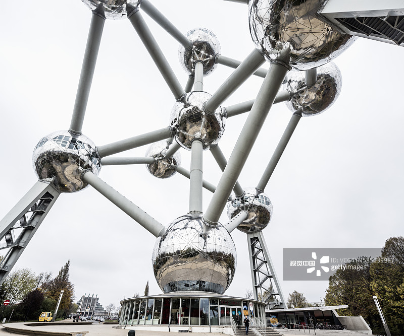 原子球塔景色图片素材