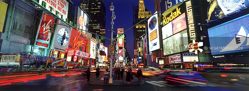 时代广场夜间交通图片素材