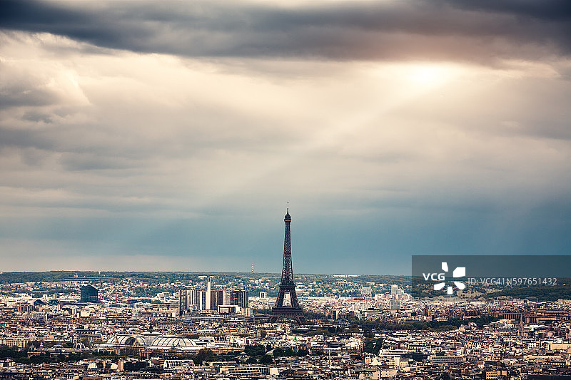 巴黎天际线与埃菲尔铁塔图片素材