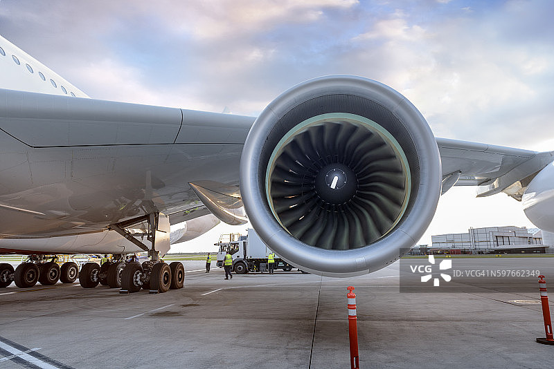 A380飞机喷气发动机细节图片素材