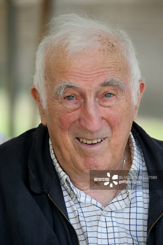 让·瓦尼埃，加拿大天主教哲学家、神学家和人道主义者，1964年创立了方舟协会图片素材