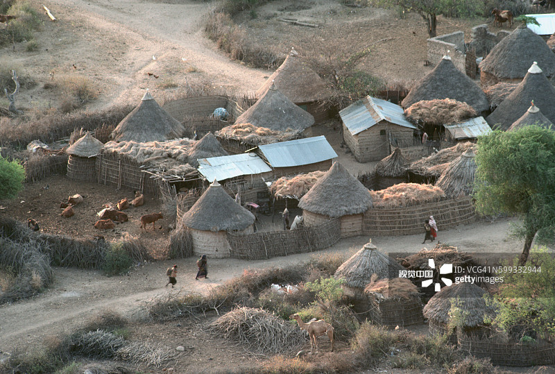 索马里沙漠村庄的鸟瞰图图片素材