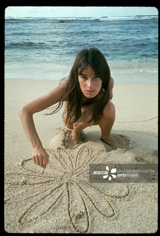 沙滩画花图片素材