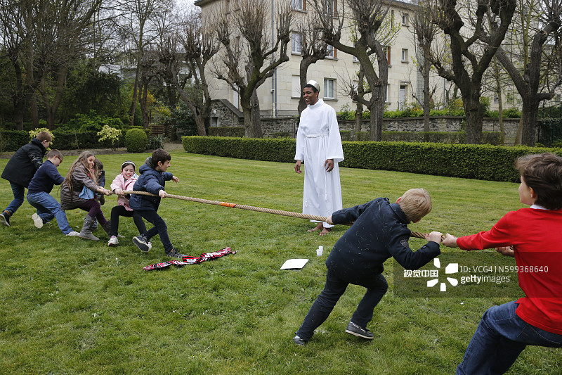 伊西莱穆利诺圣叙尔皮斯天主教修道院教堂开放日图片素材