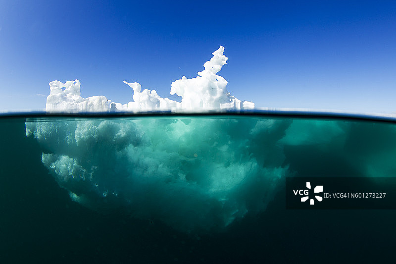 加拿大水下冰山图片素材