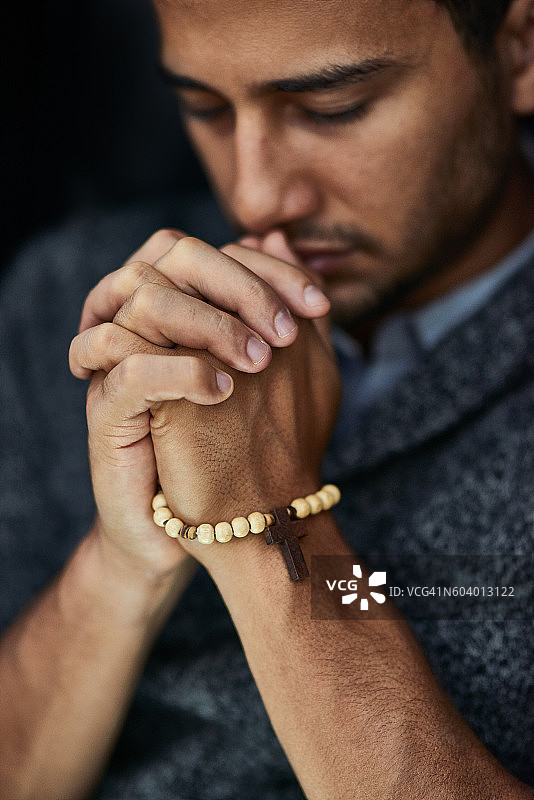 祈祷奇迹图片素材