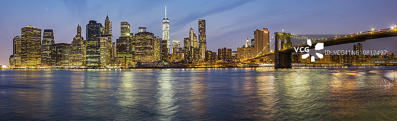 布鲁克林大桥和下曼哈顿图片素材