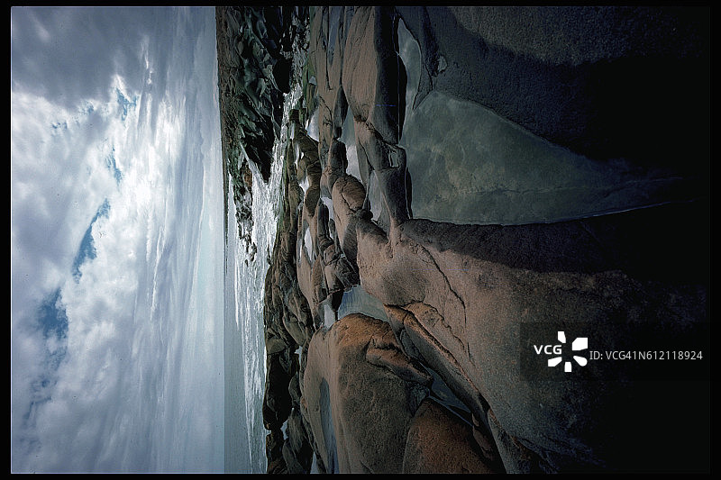 哈德逊湾岩石海岸线图片素材