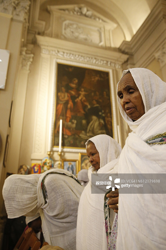 在圣母教堂举行的科普特教堂周日庆典图片素材